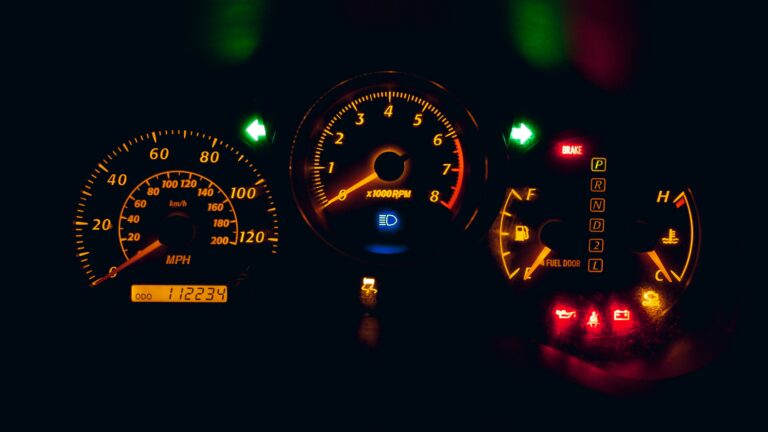SIGNS YOUR CAR NEEDS A COMPUTERIZED DIAGNOSTIC CHECK